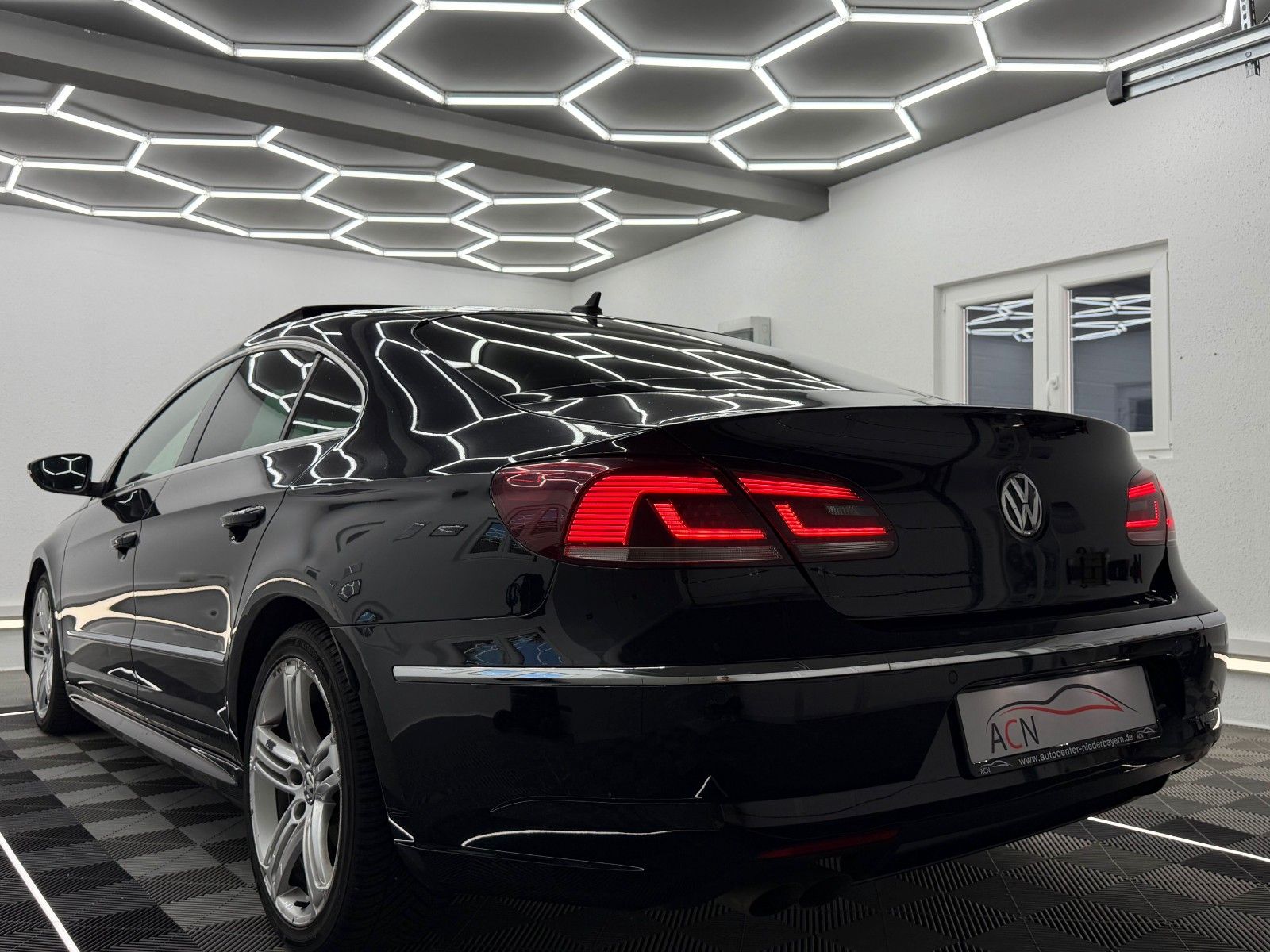 Fahrzeugabbildung Volkswagen CC R-LINE/SHZ/KLIMAUT./XENON/PANORAMADACH