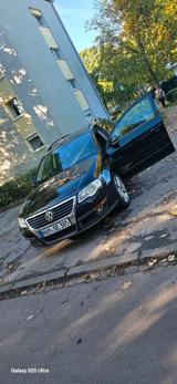 Volkswagen Ich verkaufe einen VW Passat B6 Motor 1.9 TDI - Volkswagen Passat: TDI Motor