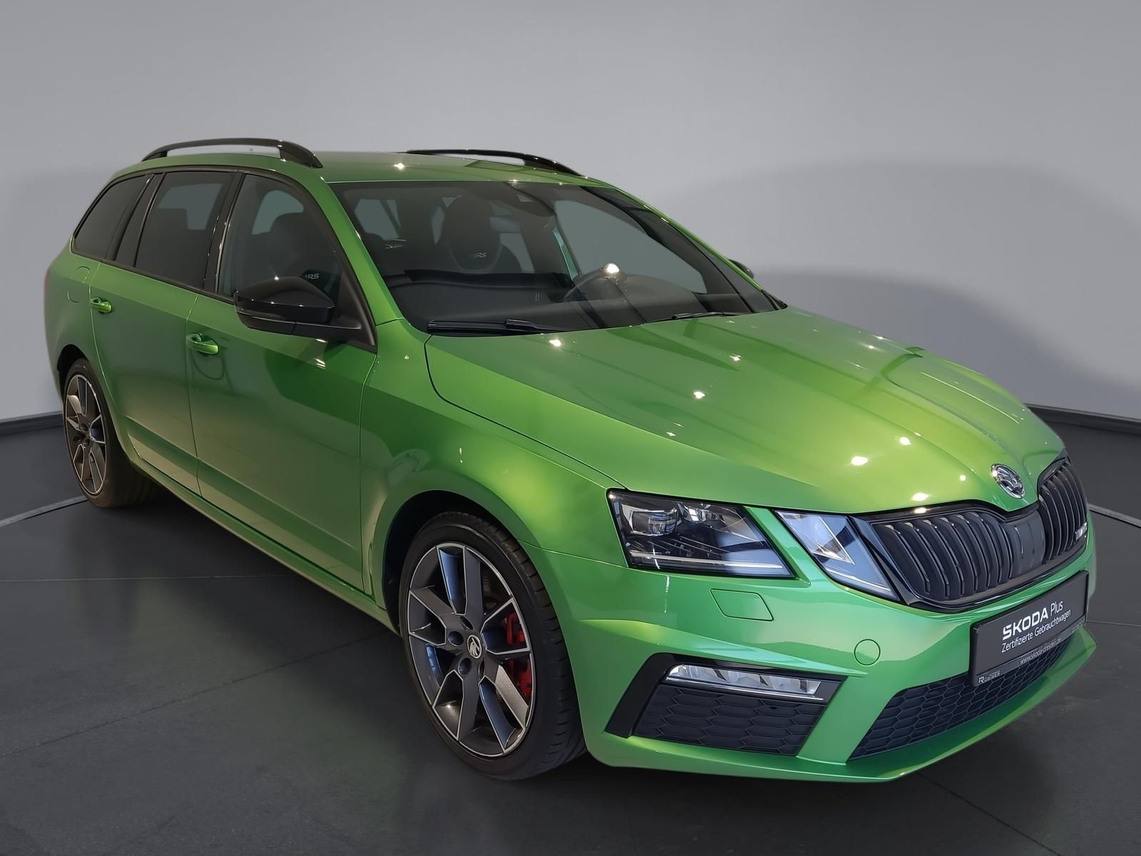 Skoda OCTAVIA COMBI RS 2.0 TSI DSG SmartLink foto 8