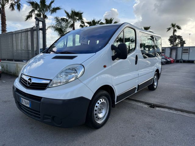 Opel Vivaro 27 2.0 CDTI 120CV PC-TN Combi 9 post