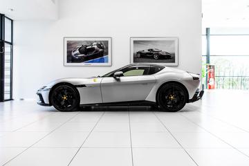 صورة 2 لـ 2025 Ferrari 12CILINDRI