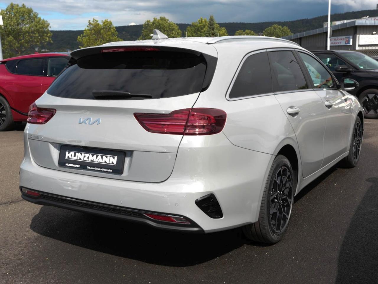 Kia cee'd SW 1.0T DCT Nightline Navi Kamera Privacy