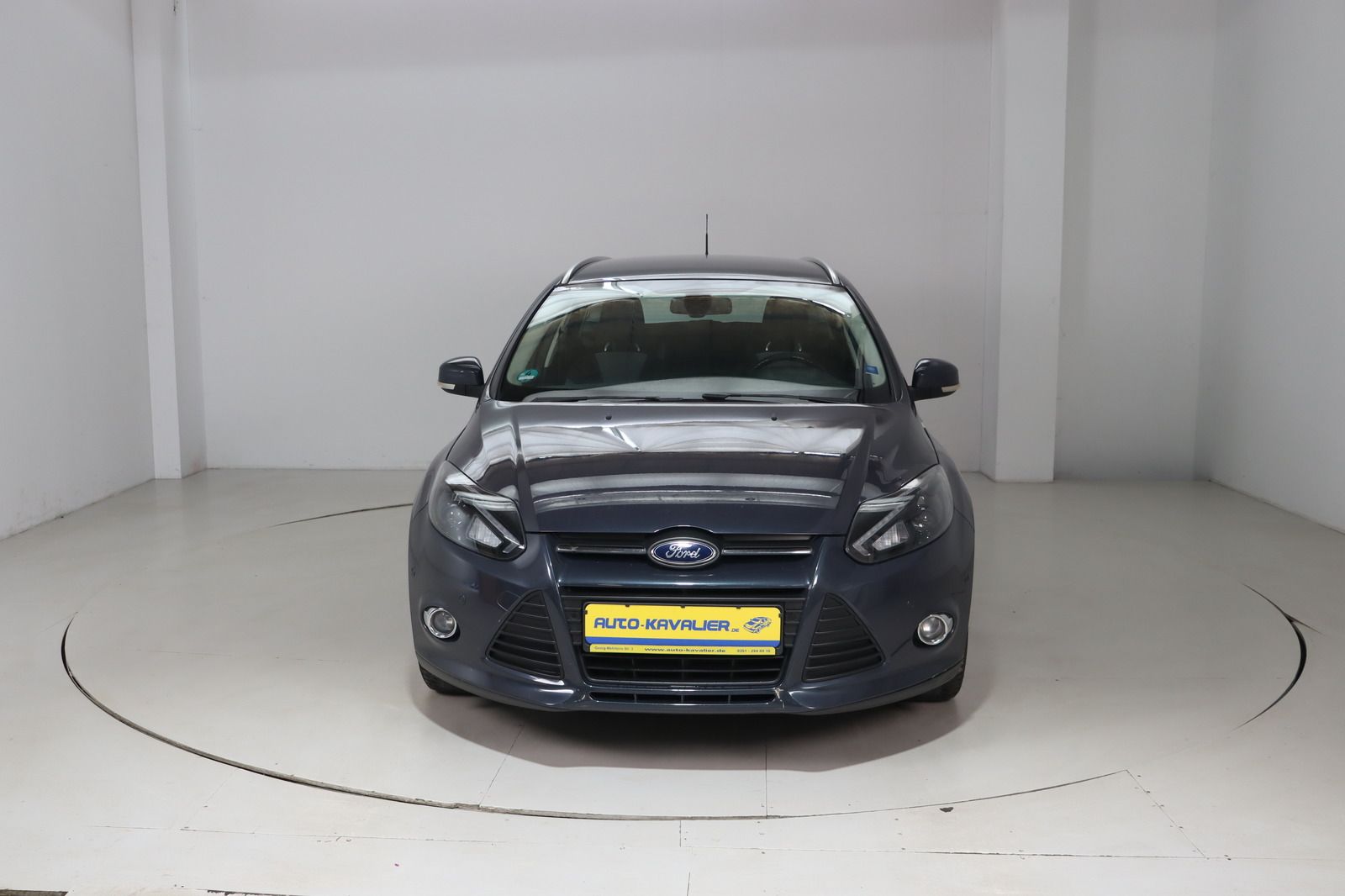 Fahrzeugabbildung Ford Focus 1.0 econetic Turnier Champions League