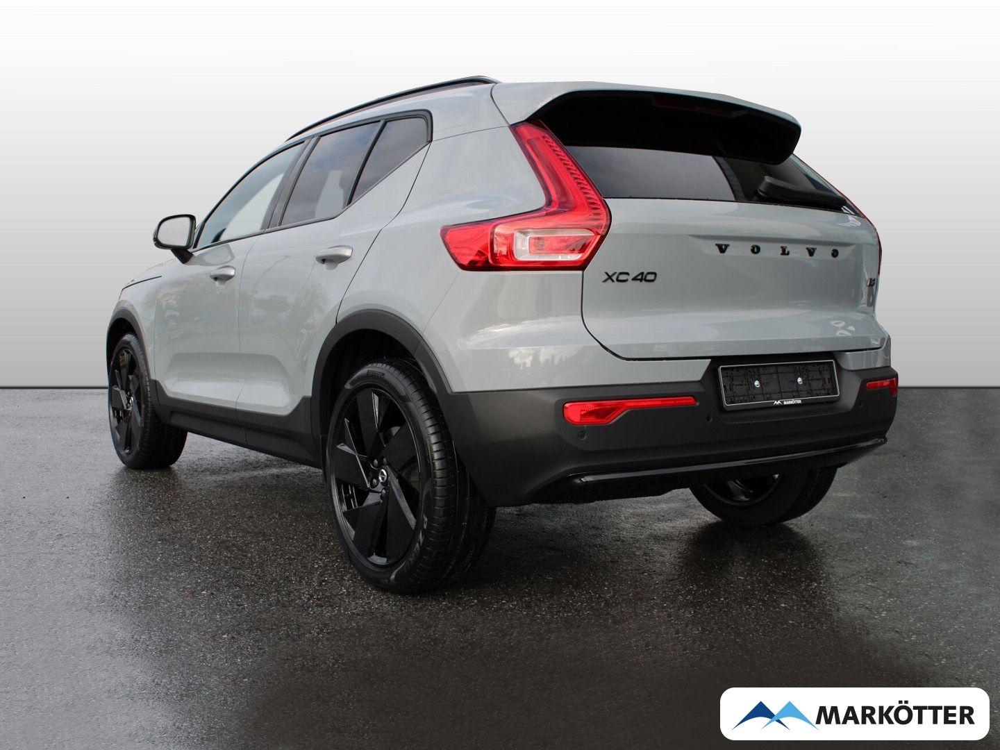 Volvo XC40 B4 Plus/360°CAM/AHK foto 2