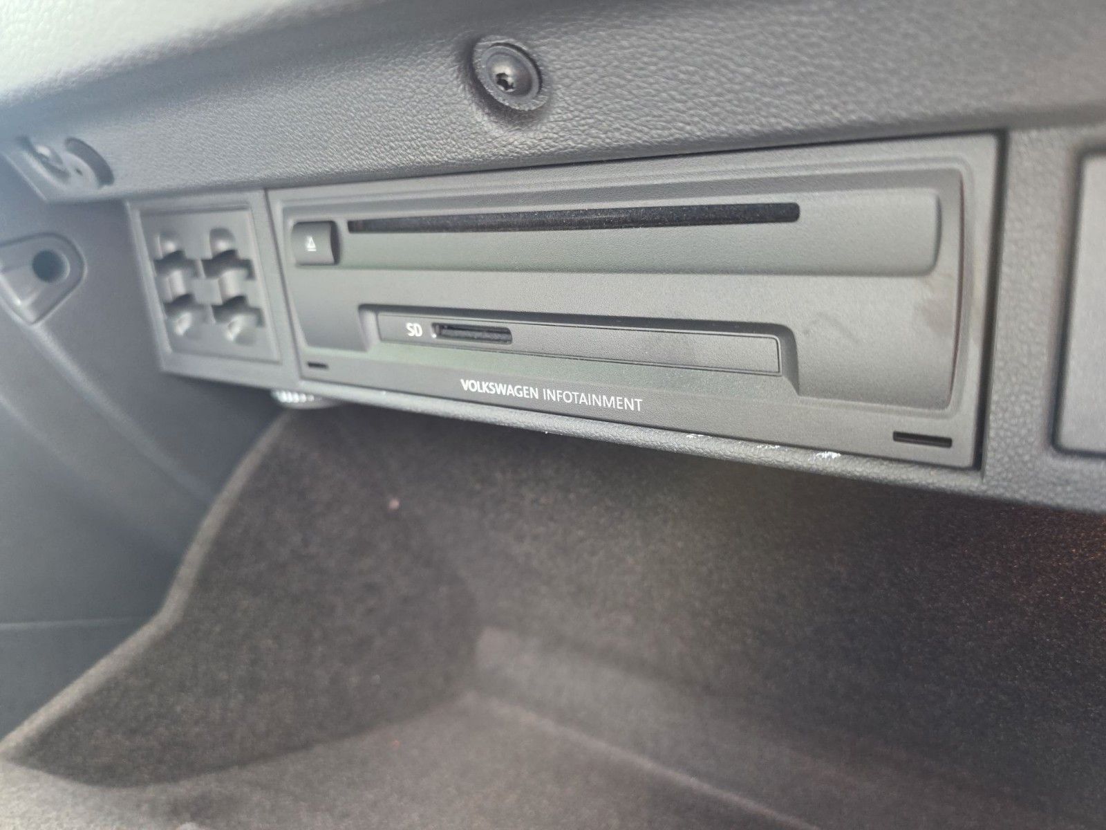 Volkswagen Golf VII Variant Trendline BMT – Bild 22