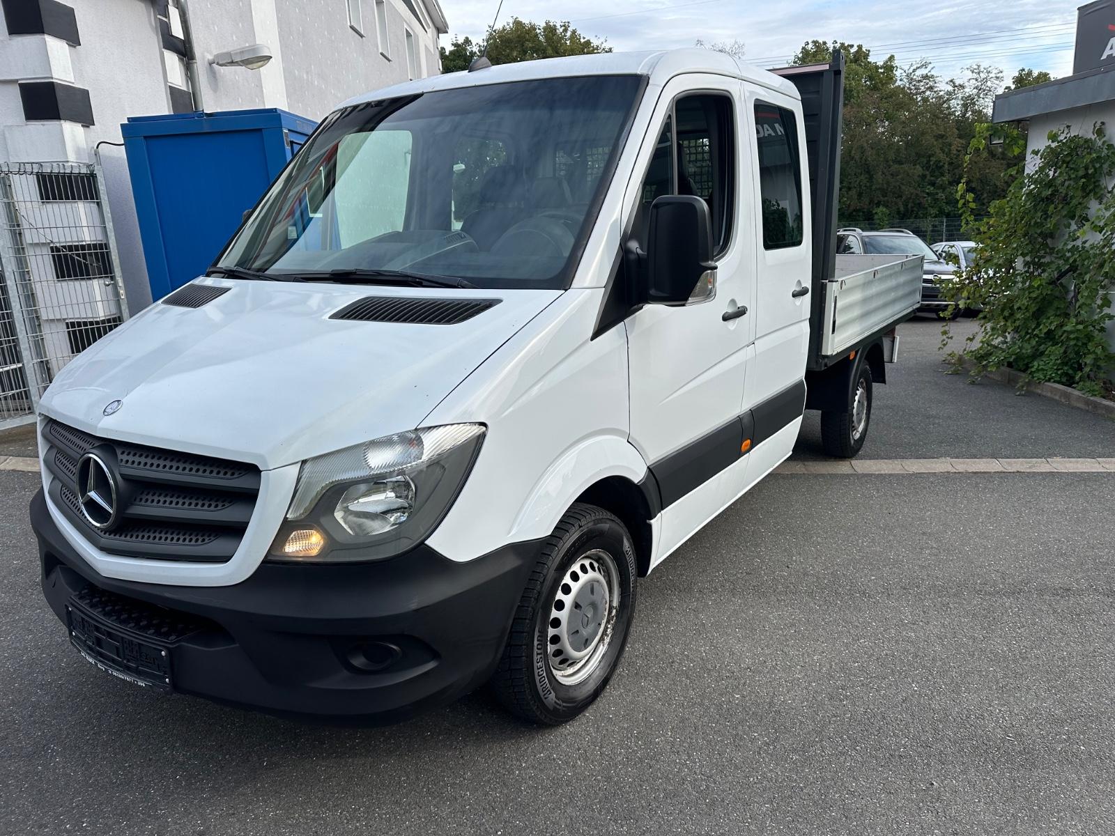 Mercedes-Benz Sprinter II Pritsche/DoKa 216 CD 7 Sitze