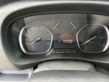 Peugeot Expert - 8