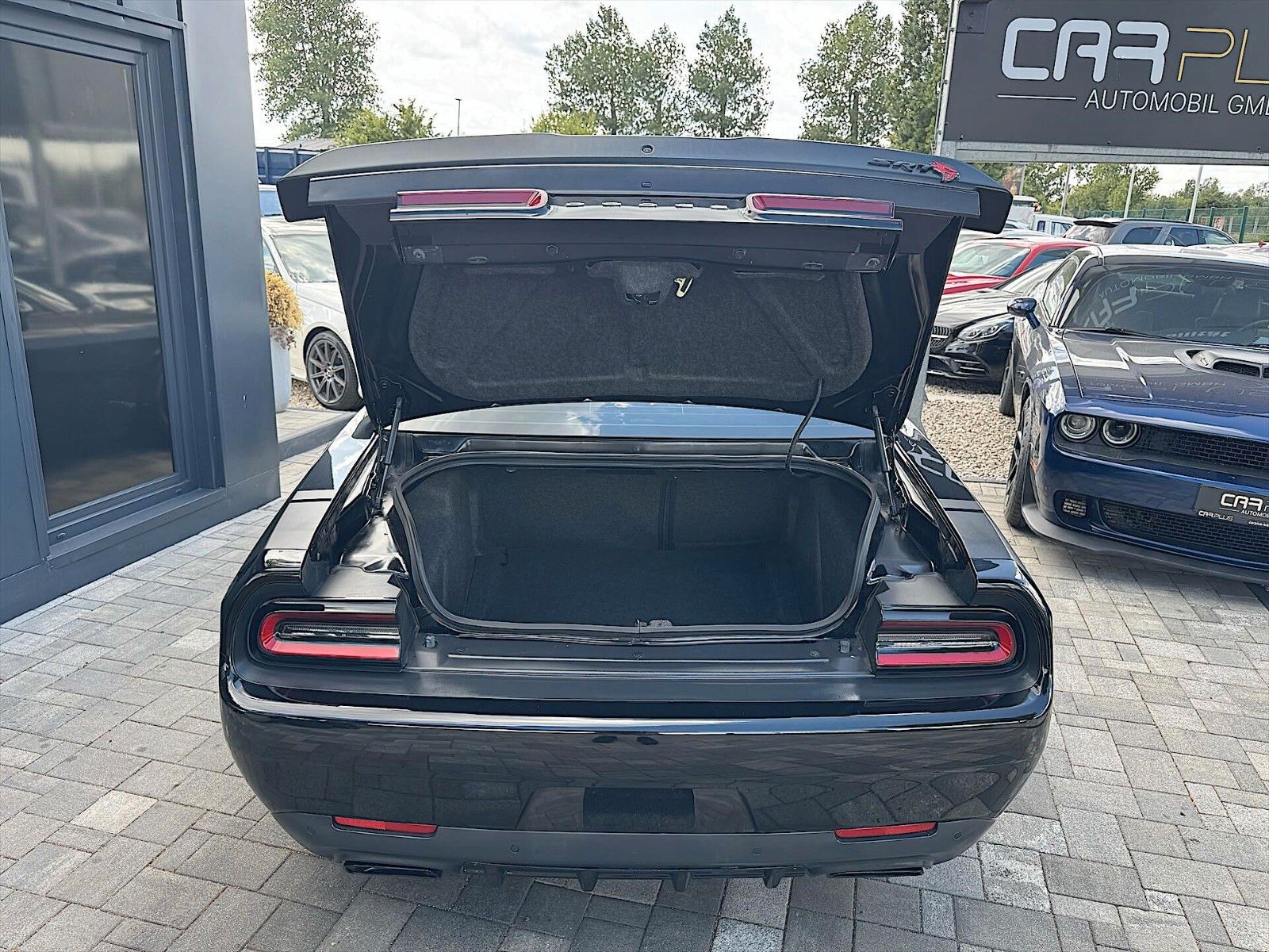 Fahrzeugabbildung Dodge Challenger 6.4 R/T 392 Black Edition Performance