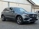 Mercedes-Benz GLC 250 d 4Matic-1.Hand-S.Heft-360°-Ambiente - Mercedes-Benz GLC 250: Automatik