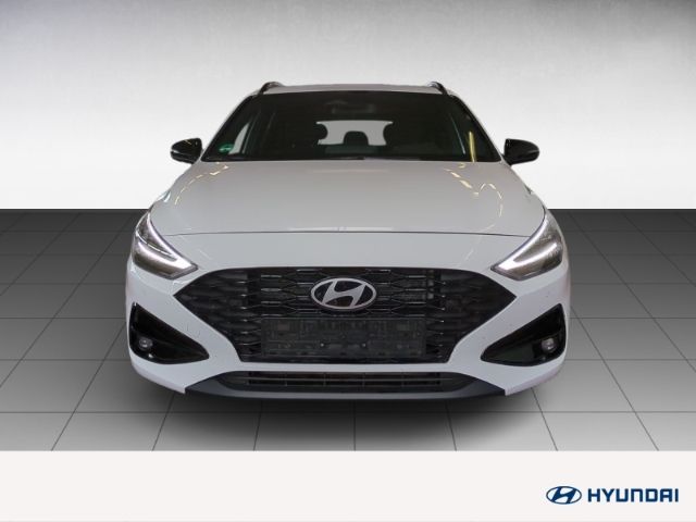 Fahrzeugabbildung Hyundai i30 FL Kombi (MY25) 1.5 T-GDI (140 PS) 48V 7-DCT