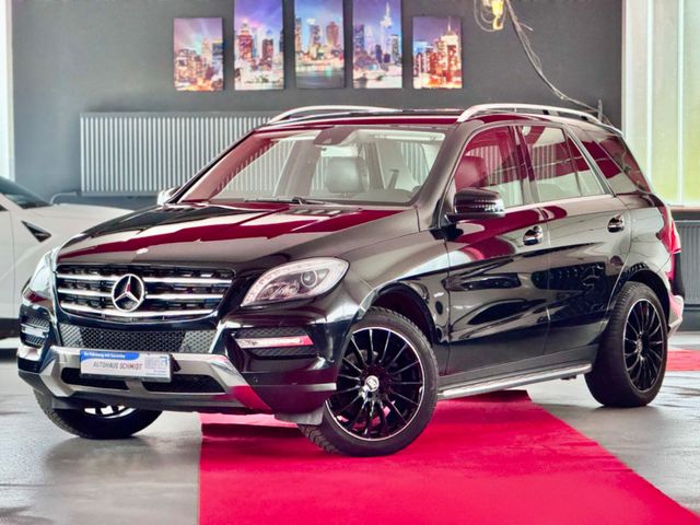 Mercedes-Benz ML 350 BlueTec Airmatic Navi Sportpaket ILS 20Zo