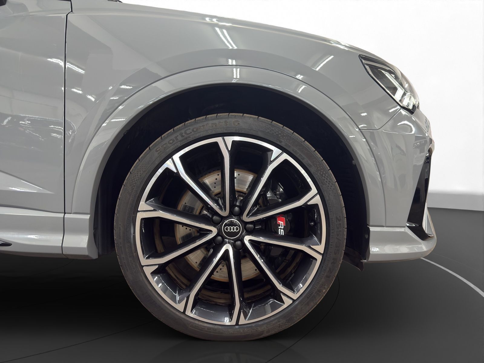 Audi RSQ3 - Bild 13