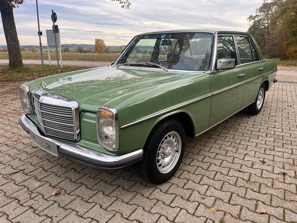 Mercedes-Benz 250