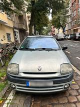 Renault Clio 1.4 Bj. 1999, 2. Hand - Renault Clio aus 1999: 1.2