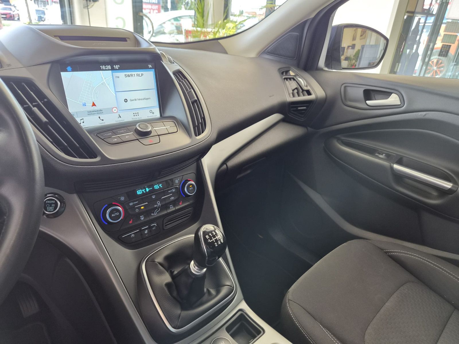 Fahrzeugabbildung Ford Kuga Cool & Connect / NAVI /