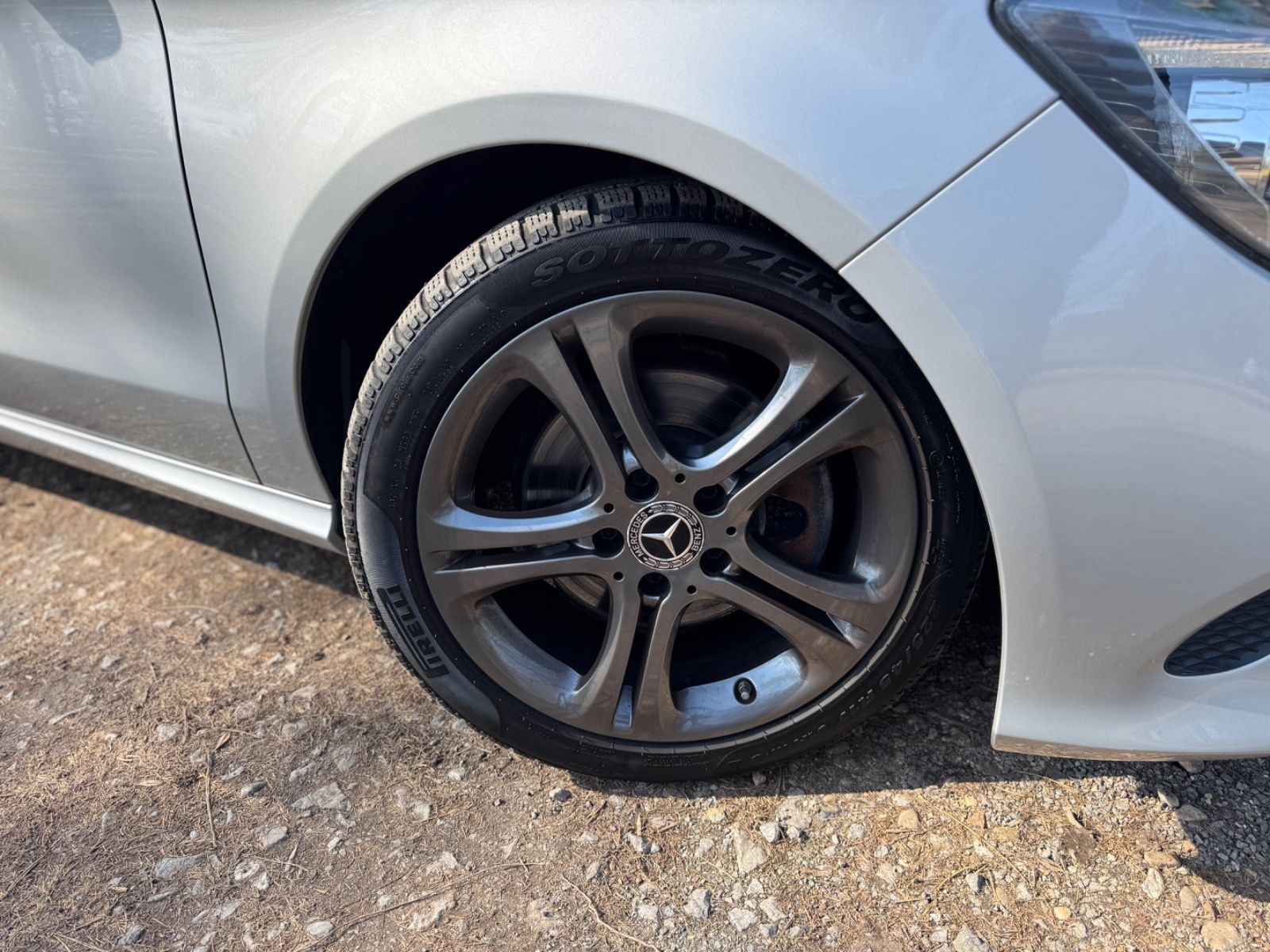 Mercedes-Benz CLA 180 Urban mit erst 43382 km !!! foto 10