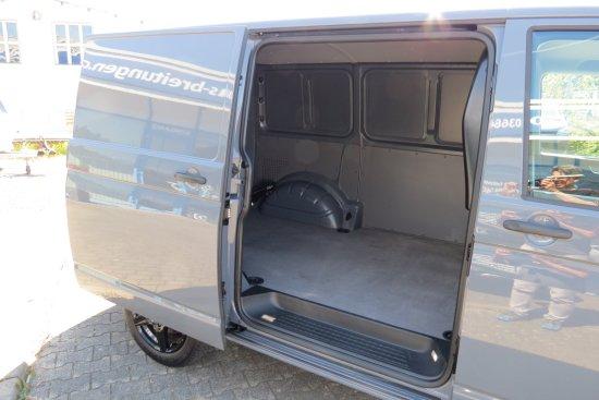 Volkswagen T6.1 Transporter  2.0 TDI 4MOTION DSG L1H1 (EURO