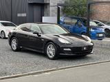 Porsche Panamera S - Porsche Panamera mit Benzin-Antrieb: Automatik