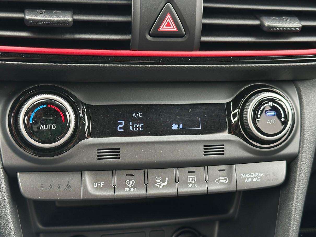 Hyundai Kona Unique Plus 4WD HUD/Leder/Kamera/19'