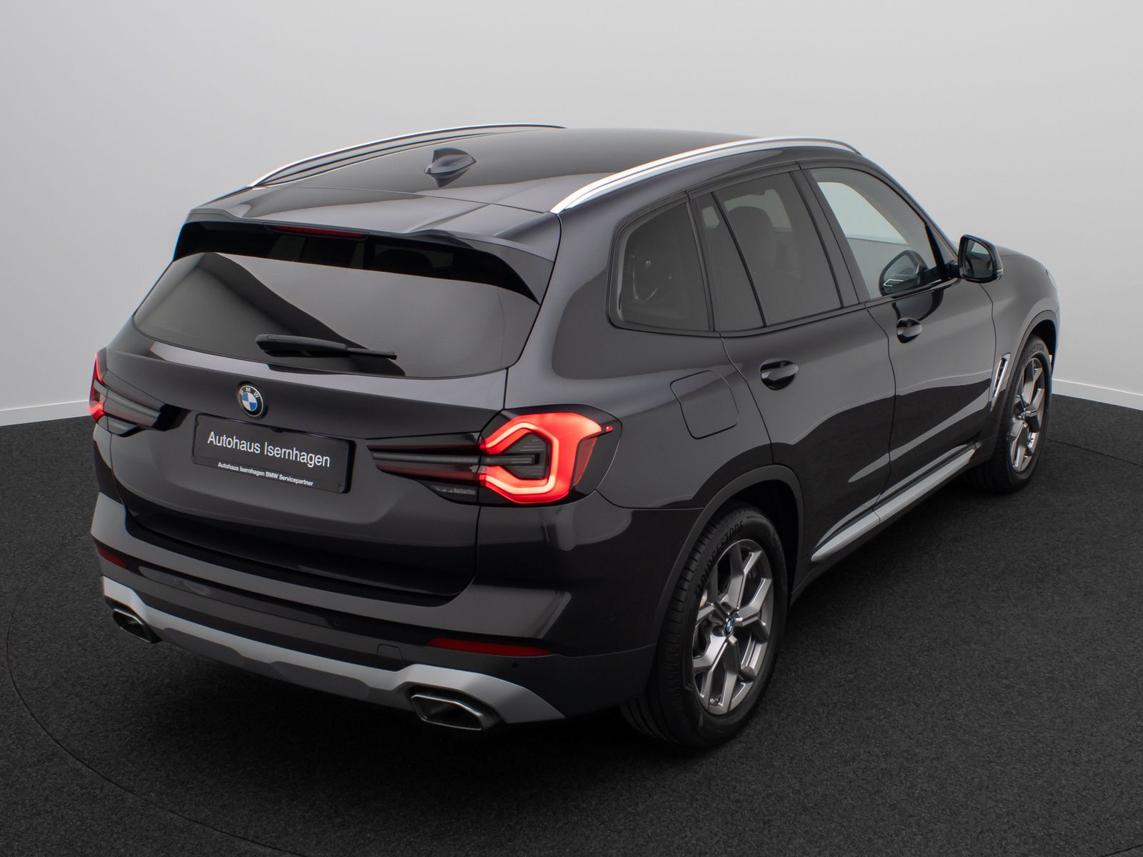 Fahrzeugabbildung BMW X3 xD30d Sport AHK DAB 360° Komfort Leder 19Zoll