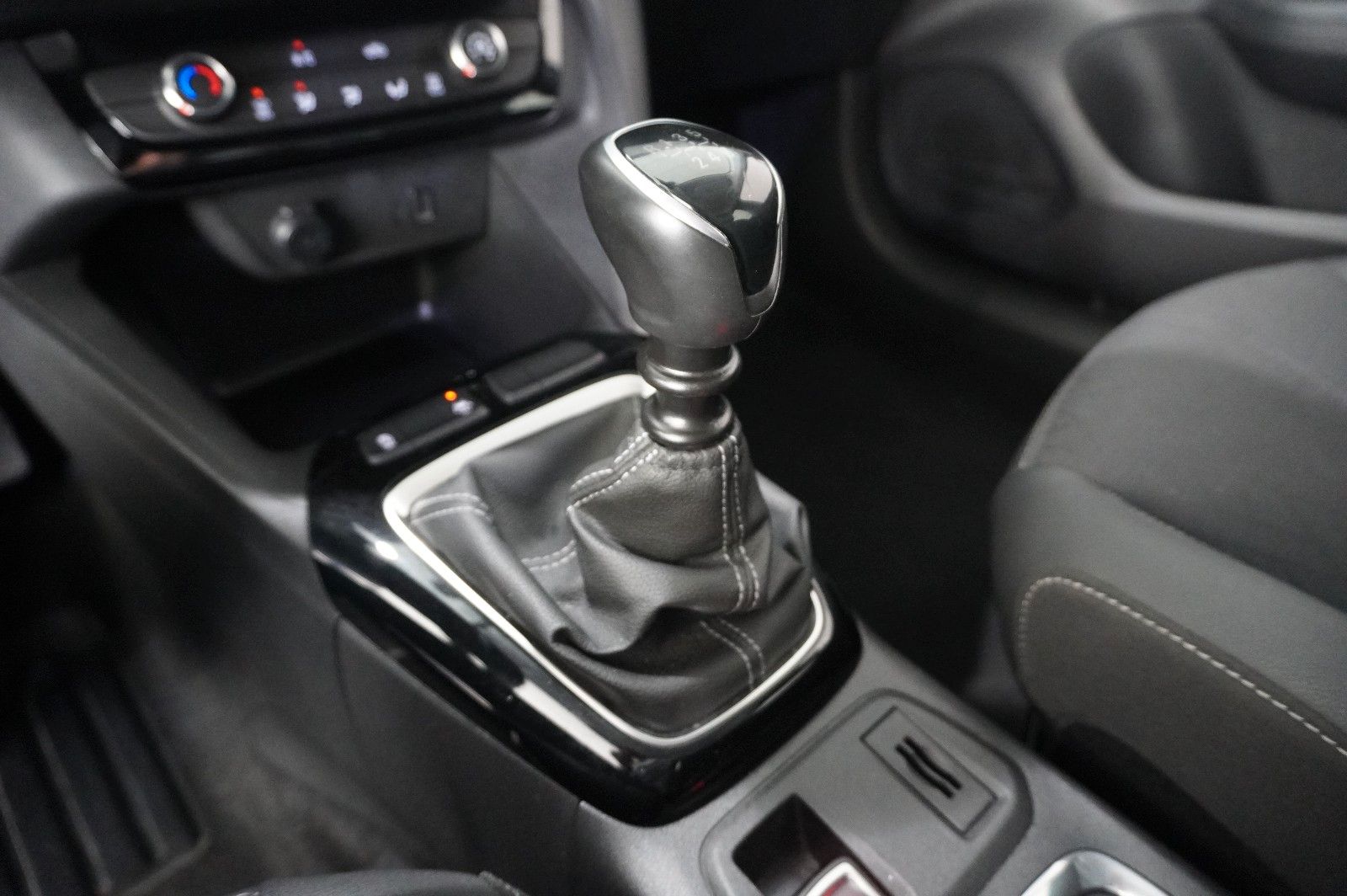 Fahrzeugabbildung Opel Corsa F 1.2T ELEGANCE NAVI/LED/SPORT/VIRTU./DAB+