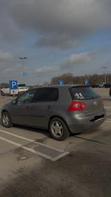 Volkswagen Golf 5 2005, 1.4 FSI, 90 PS - Volkswagen Golf: 90ps