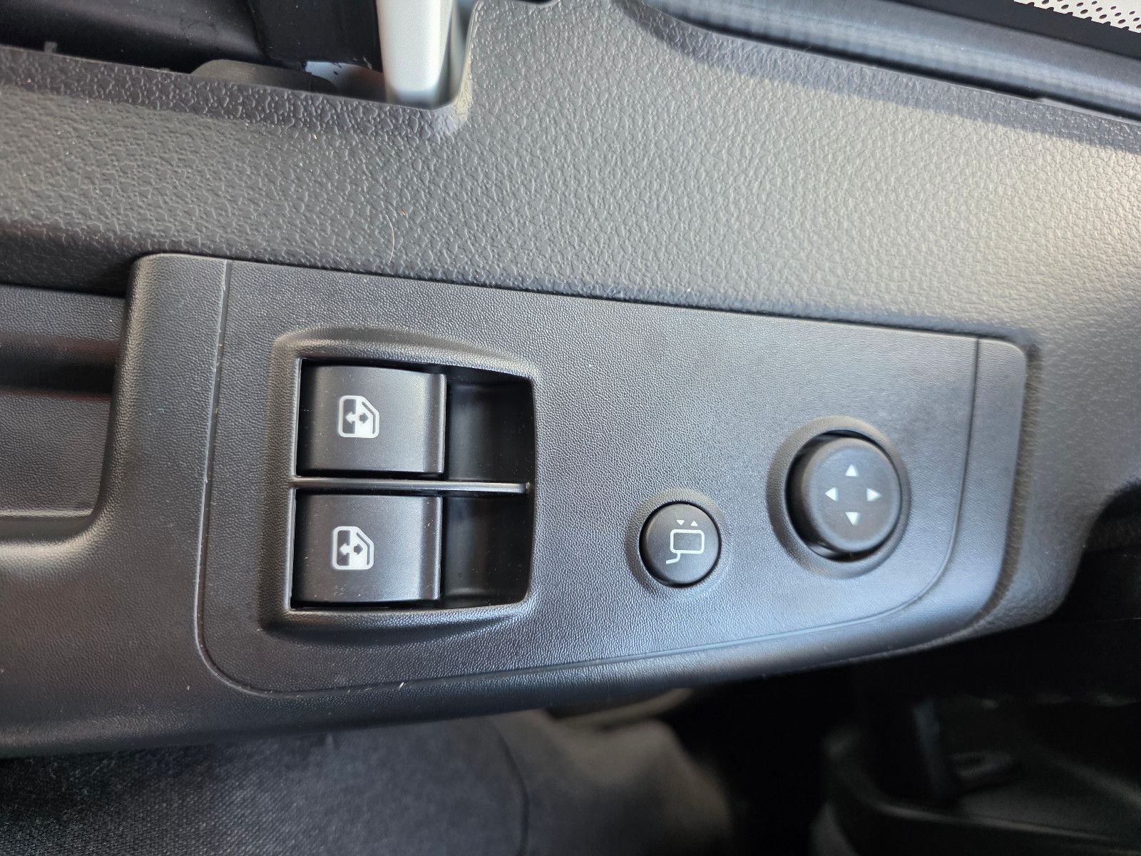 Fahrzeugabbildung Iveco Eurocargo ML160E32 4x2 Kipper, Klima, 2 x AHK