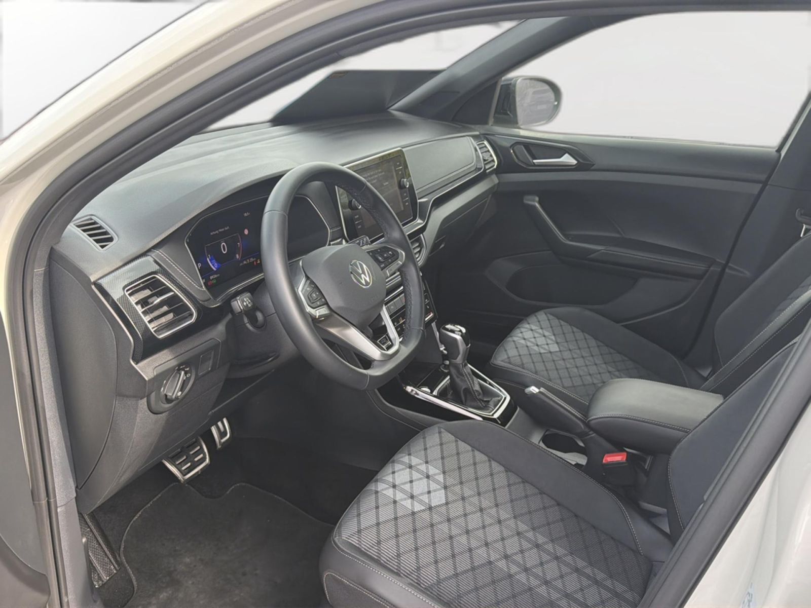 Volkswagen T-Cross - Bild 8