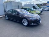 Tesla Model S85 Free Supercharger - Tesla Model S: Automatik