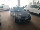 Renault Clio 1.5 dci 85cv 3p Luxe - Renault Clio aus 2006 mit Diesel-Antrieb