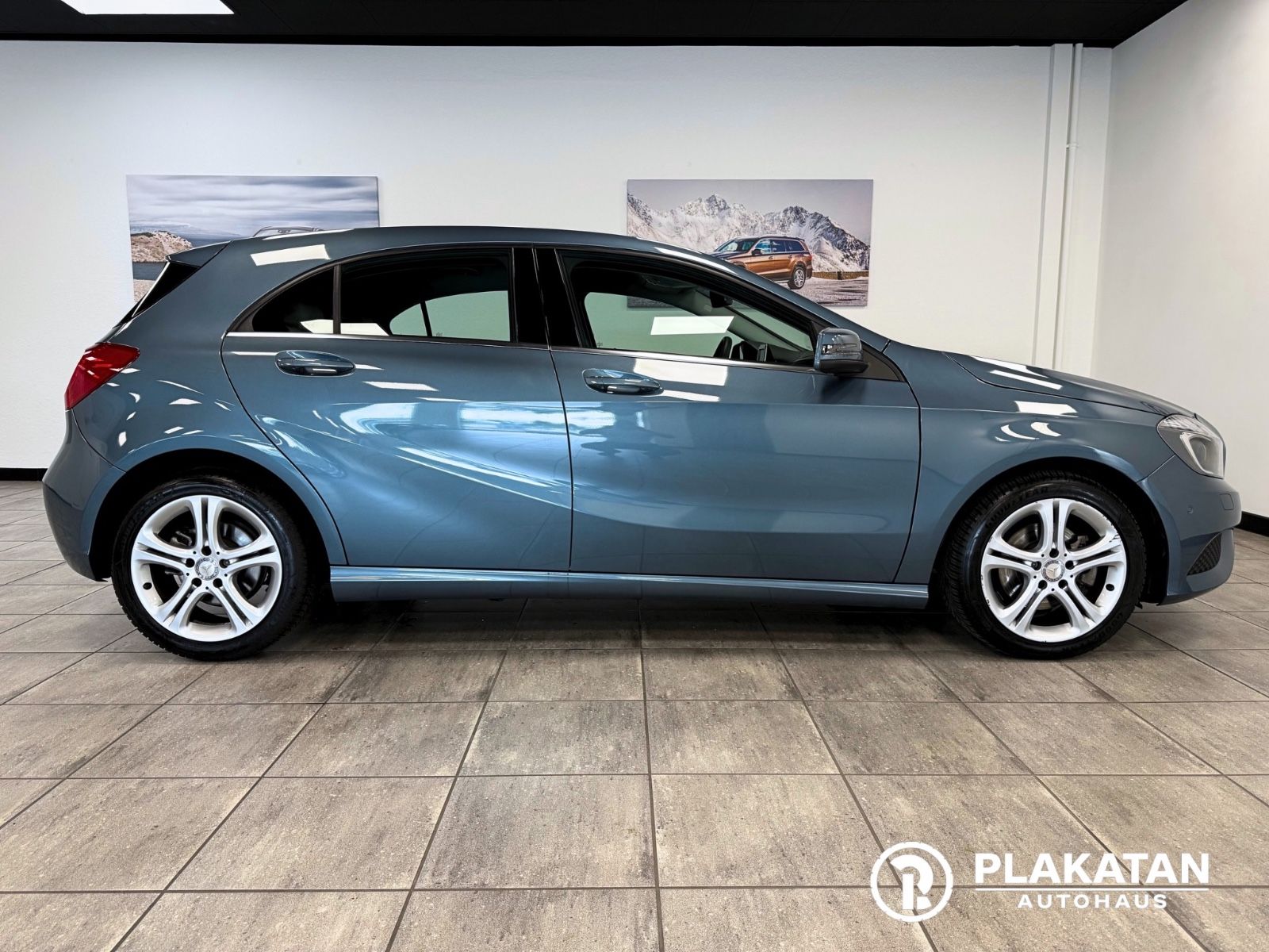 Fahrzeugabbildung Mercedes-Benz A 180 Style Bi-Xenon 1Hand MB-Service
