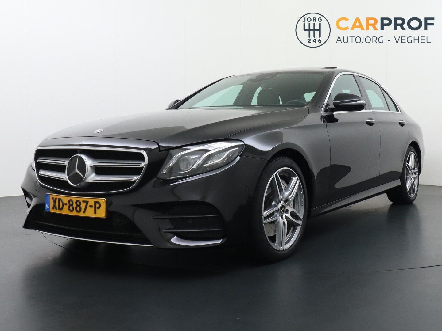 MERCEDES-BENZ E 400 4Matic Premium Plus AMG Styling | Schiebed