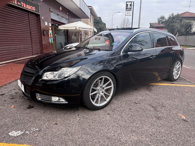 Opel Insignia 2.0 Turbo Sports Tourer Cosmo