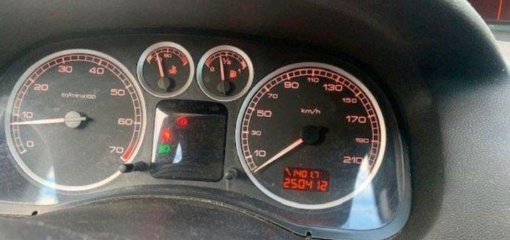 Peugeot 307 2005 — engine 109 HP (80kW)