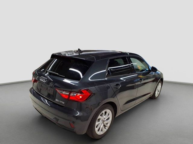 A1 Sportback 30 TFSI ADVANCED SMARTPHONE INTERFA