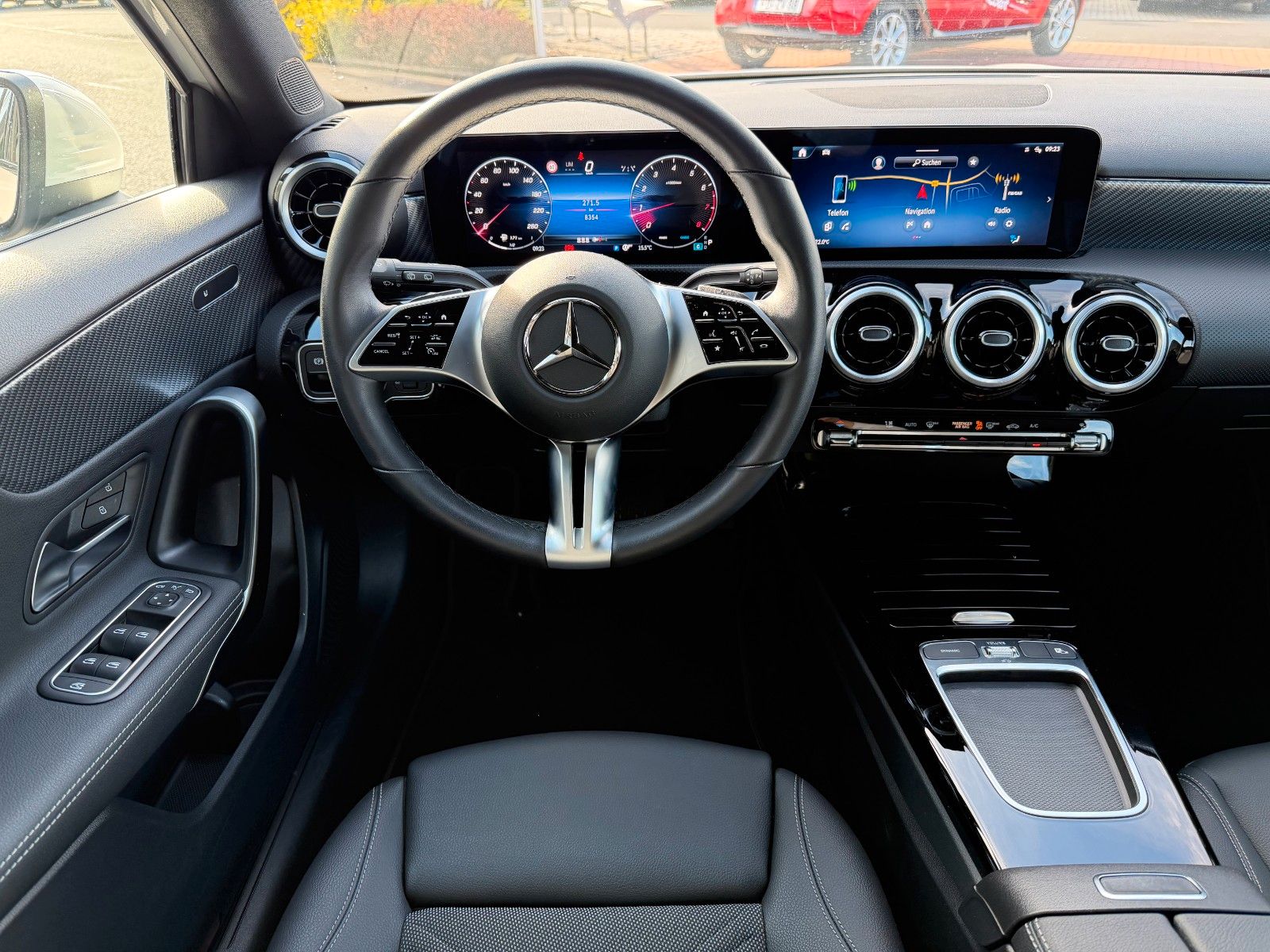Fahrzeugabbildung Mercedes-Benz A 200 Progressive+LED+IHC+RKamera+LenkBeh+uvm.