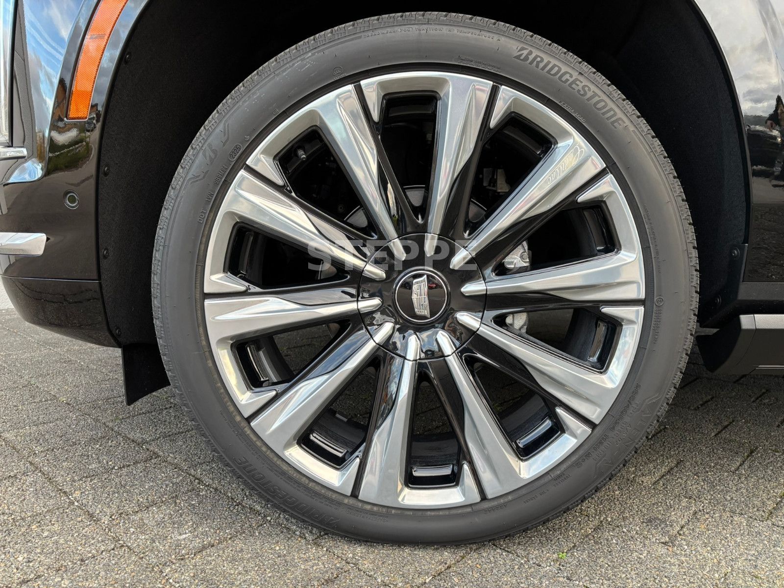 Cadillac Escalade FACELIFT MY26 6.2 V8 Platinum Luxury24"