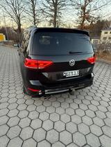Volkswagen Touran 2.0 TDI SCR DSG Highline R line  - VW Touran Gebrauchtwagen in Dresden