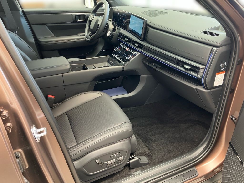 Fahrzeugabbildung Hyundai SANTA FE (5-Sitzer) HEV 1.6 T-GDI 2WD 6-AT Black