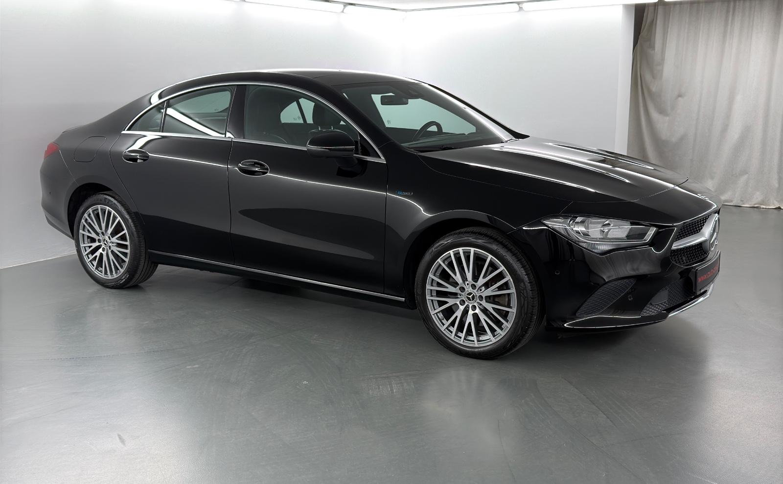 Mercedes-Benz CLA 250 e Progressive