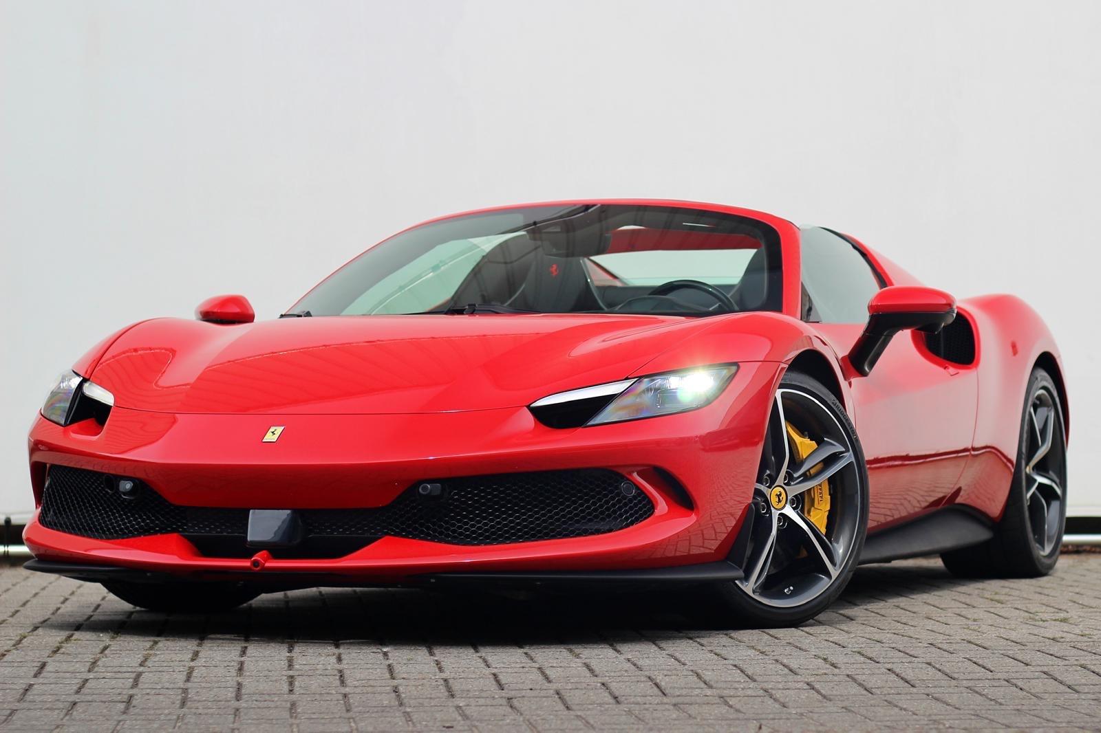 Ferrari 296 GTS*Ohne Zulassung*LP 385700€*Lift*