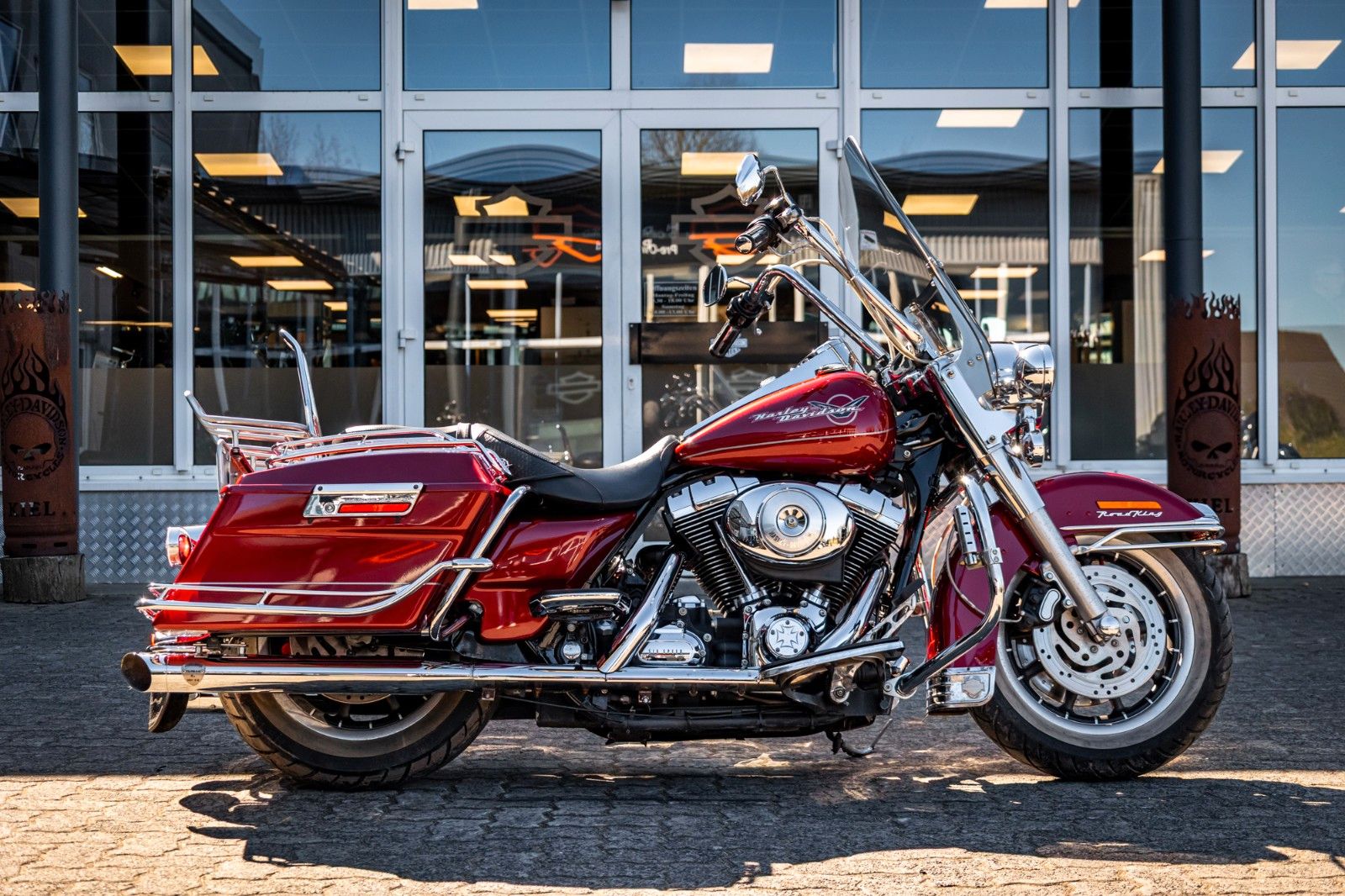 Fahrzeugabbildung Harley-Davidson Road King FLHR - PENZEL - APE -
