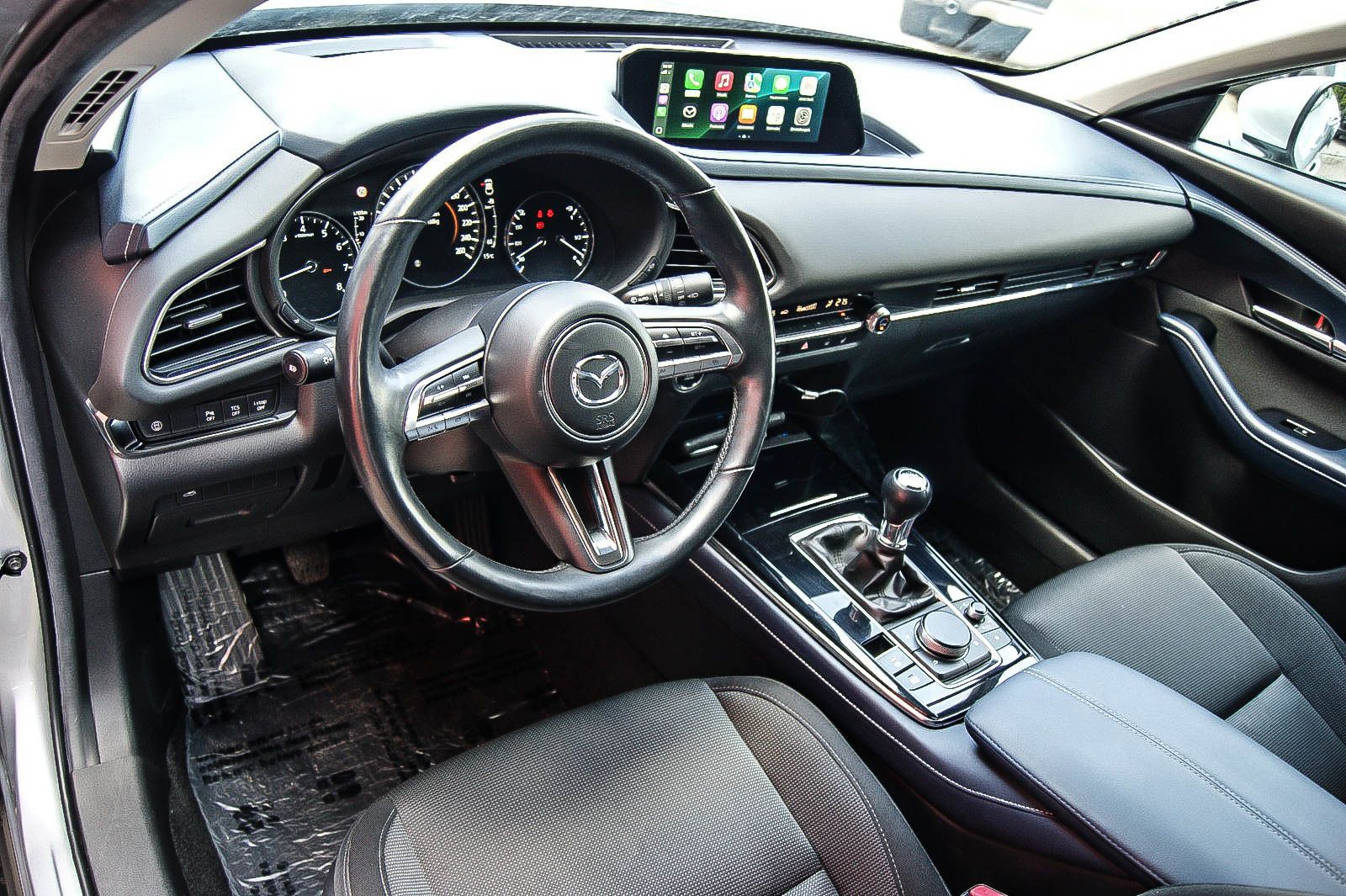 Fahrzeugabbildung Mazda CX-30 2.0 SKYACTIV-G M Hybrid DESIGN HEADUP LED