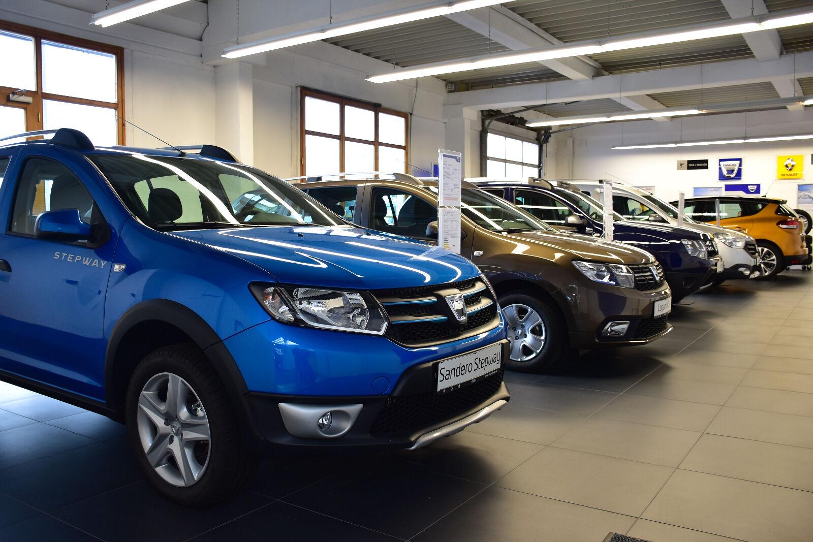 showroom-image-bottom