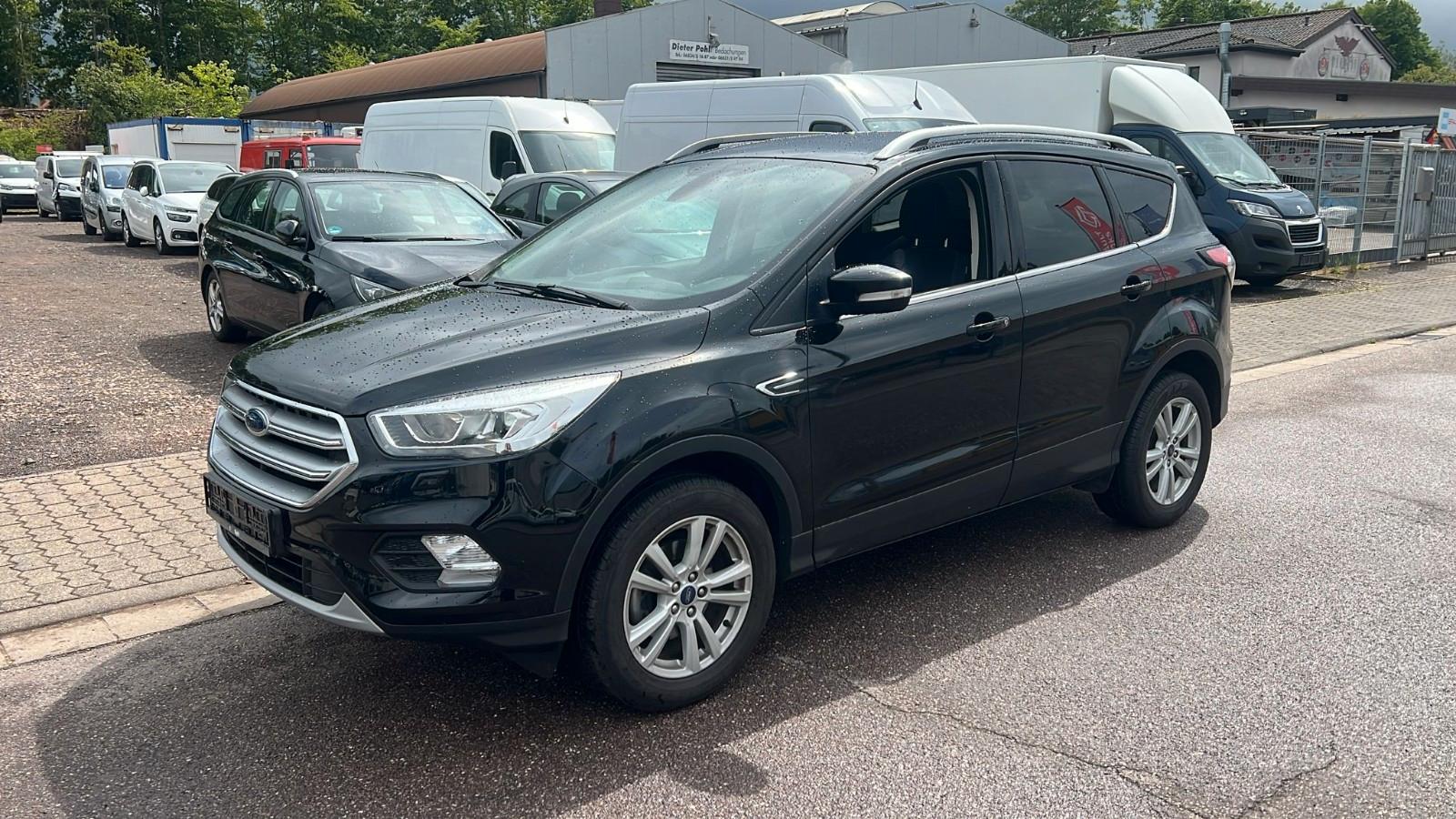 Ford Kuga Cool & Connect