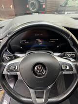 Volkswagen Touareg V6 RLine 2 Hand Scheck Virtual 21 Suzuka - VW Touareg Gebrauchtwagen in Berlin