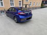 Hyundai IONIQ ELEKTRO Premium Premium - Hyundai IONIQ von privat