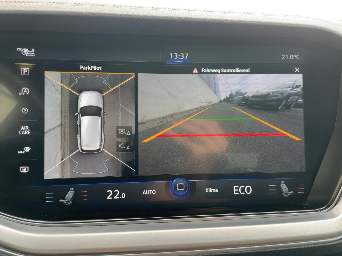 Volkswagen Touareg Elegance 3.0 TDI 4Motion MATRIX AHK PANO foto 15