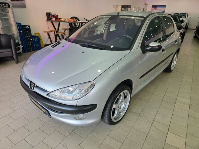 Peugeot 206 1.4 Grand Filou 75 Tüv + Service neu