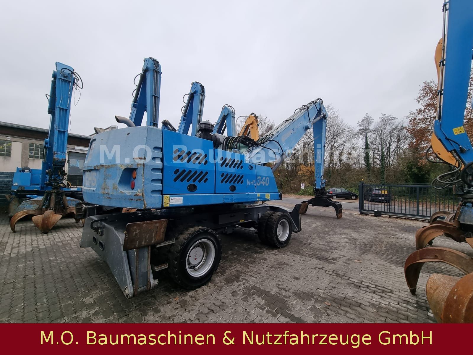 Fahrzeugabbildung Fuchs MHL 340 / Hochfahr.Kabine/Stiel mit Zylinder